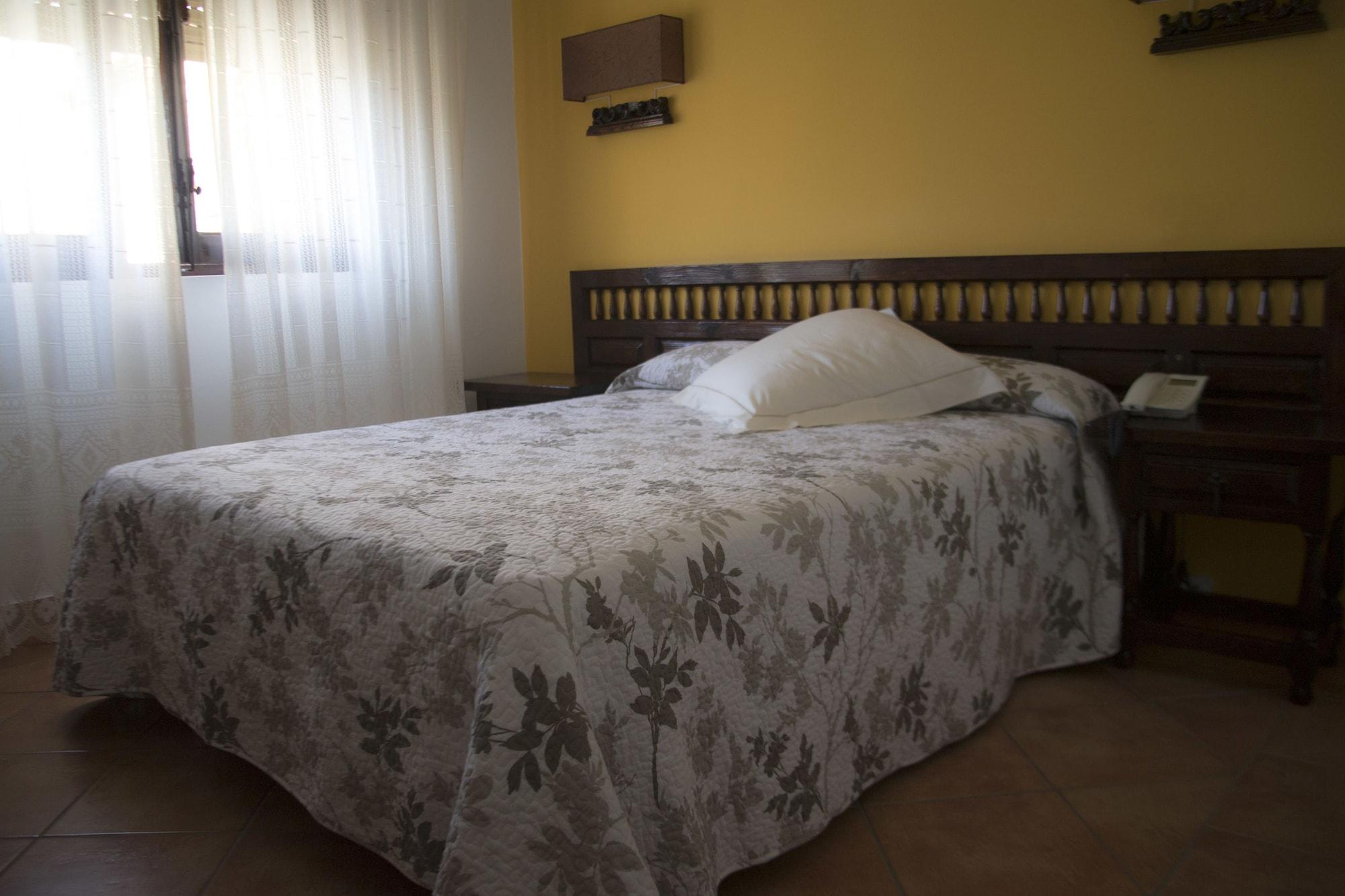 Hospedium Hotel Juan II تورو المظهر الخارجي الصورة