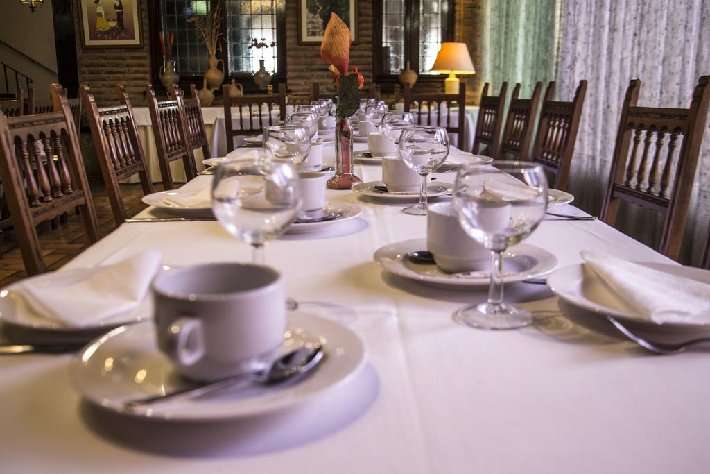 Hospedium Hotel Juan II تورو المظهر الخارجي الصورة