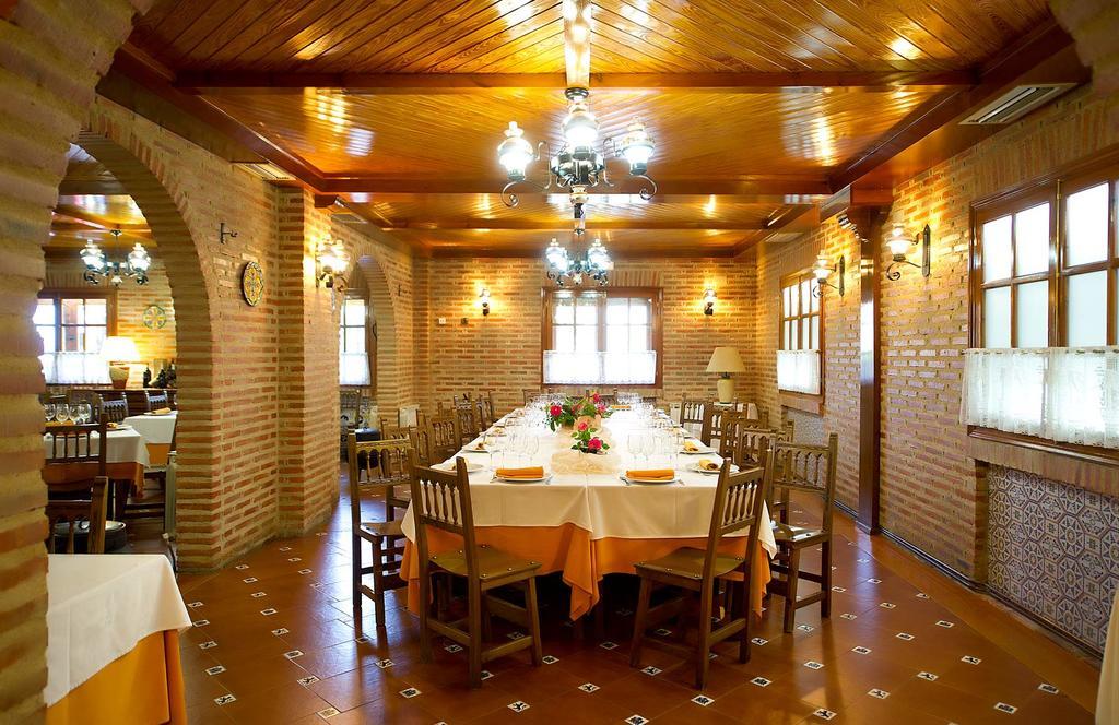 Hospedium Hotel Juan II تورو المظهر الخارجي الصورة